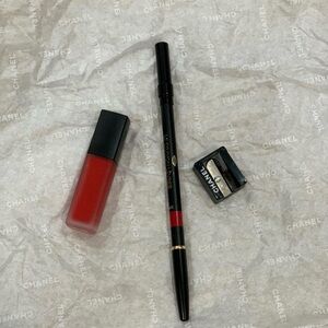 CHANEL Red Lip Gloss and lip liner Set